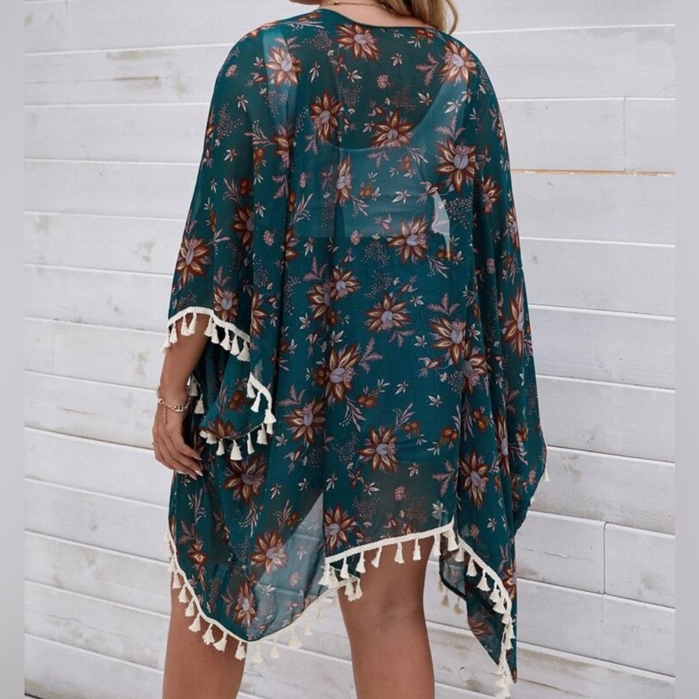 Plus Floral Print Tassel Trim Kimono